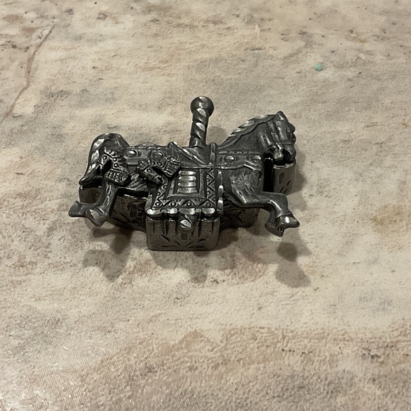 Torino Pewter Carousel Horse Trinket Box Brooch Earrings Vintage - Picture 1 of 11